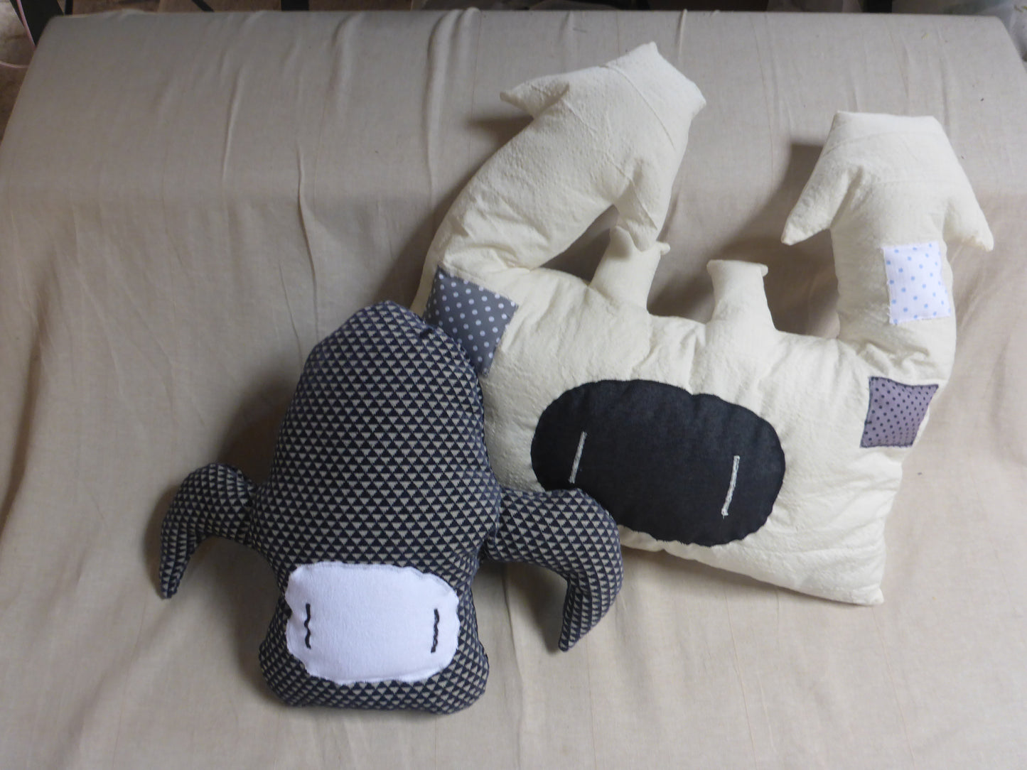 MOSS MOHAIR FLUER DE IVES SCULPTURE PILLOW