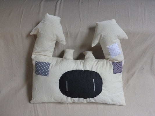 MOSS CASTLE SCULPTURE PILLOW