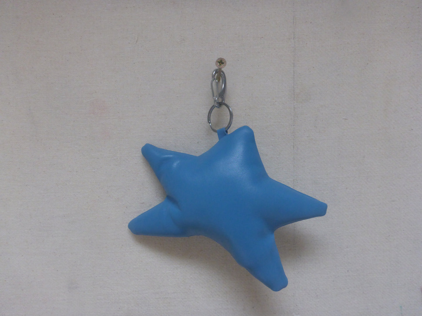 BLUE LATHER MOSS KEYCHAIN