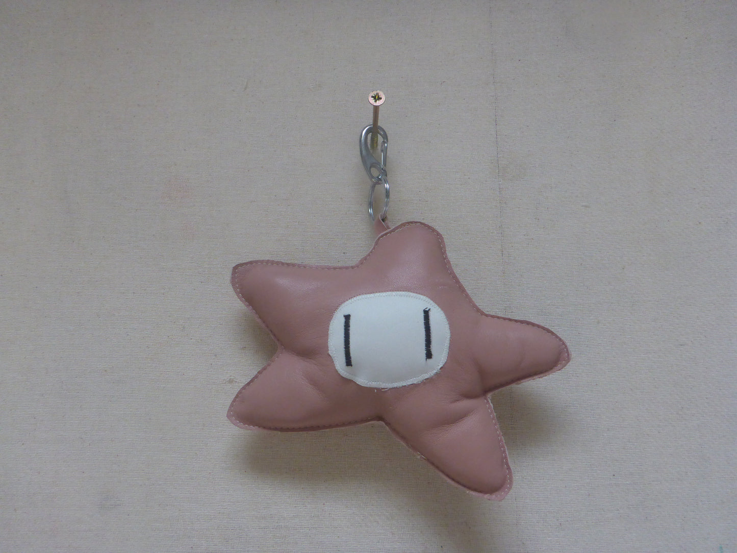 LEATHER PINK MOSS KEYCHAIN
