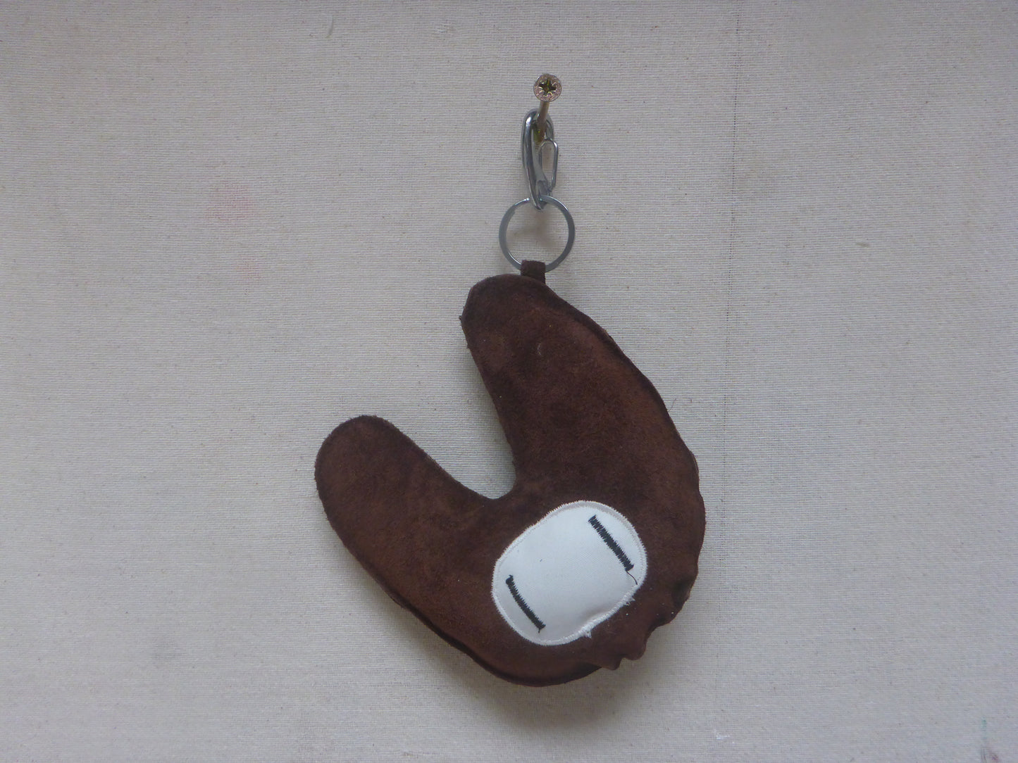 LEATHER SUADE BROWN MOSS KEYCHAIN