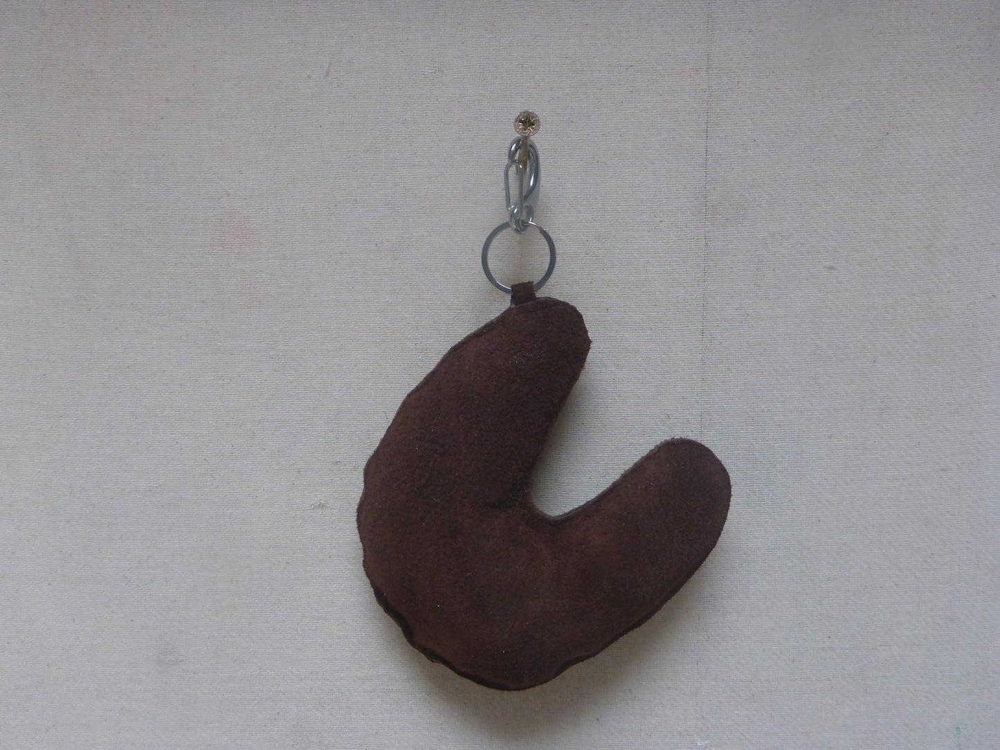 LEATHER SUADE BROWN MOSS KEYCHAIN